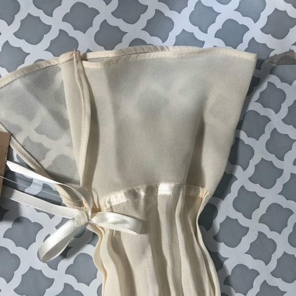 Apostrophe NWT women’s sheer crinkle  top Size S - Picture 11 of 15